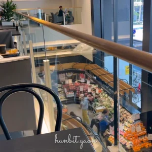 오사카에 있는 슈퍼 2층에 있는 카페! 빅 빈스 니시점