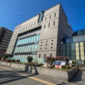 일상과 같은 여행을 위해 해외에서 가 본 도서관! 오사카시립 중앙도서관