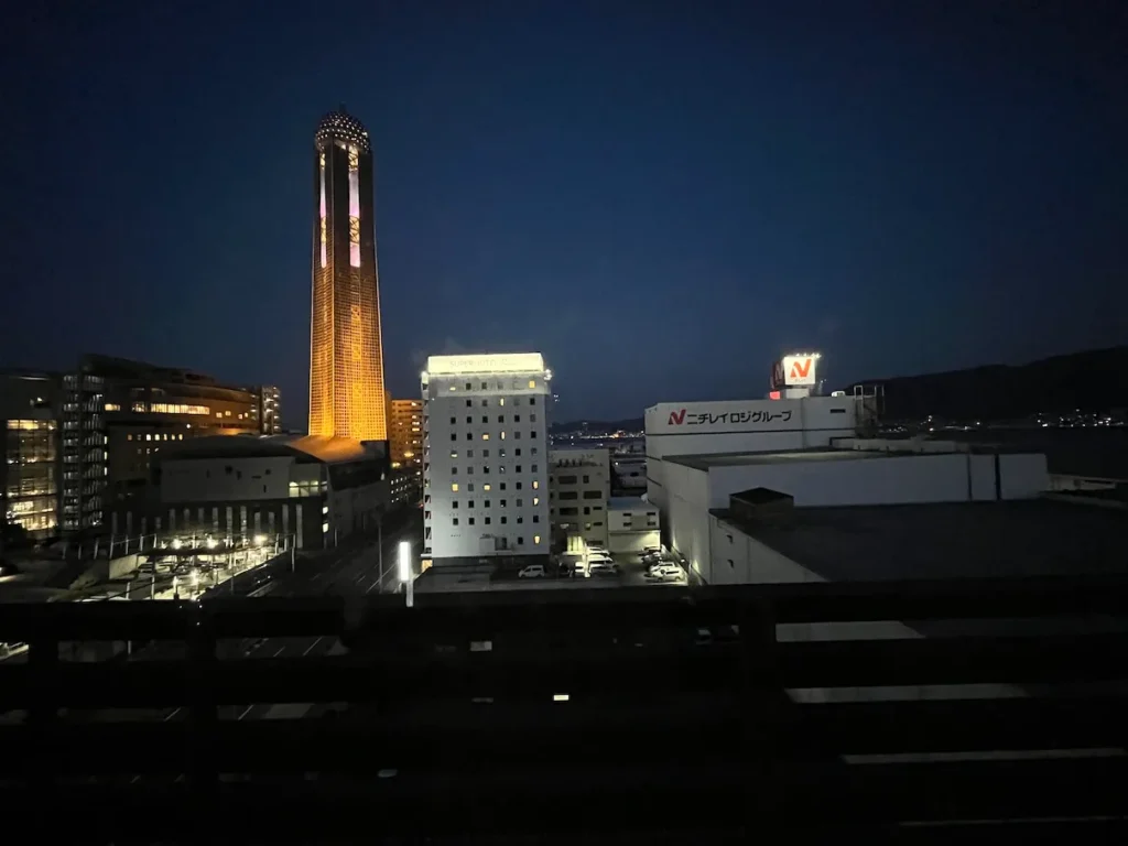 간몬해협이 보이는 노천탕이 있는 호텔, 도미 인 프리미엄 시모노세키