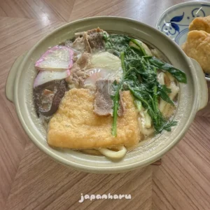 마쓰야마에서 점심시간 한정 우동집에서 먹은 냄비우동!