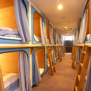 온천 대욕장이 있는 캡슐호텔, 뉴 글로리아 오이타 호텔